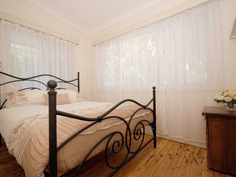 40 Wooden Street, Turvey Park NSW 2650