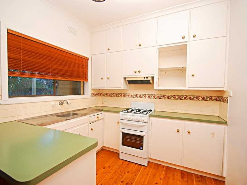 63 Warrawong Street, Kooringal NSW 2650