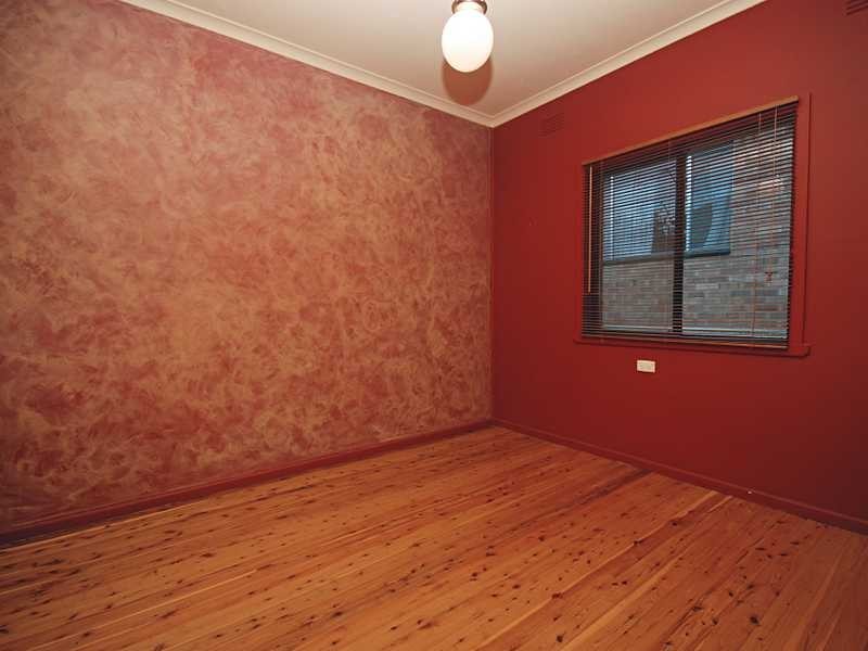 63 Warrawong Street, Kooringal NSW 2650