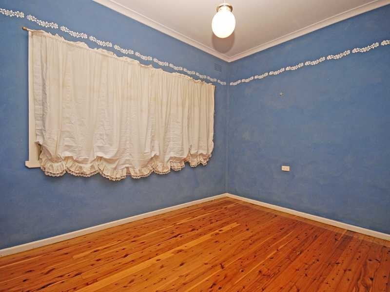 63 Warrawong Street, Kooringal NSW 2650