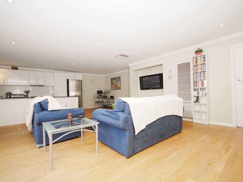 3/125 Lake Albert Road, Kooringal NSW 2650