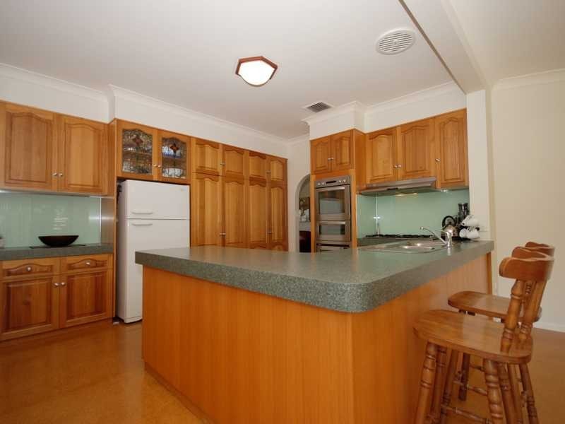 16 Panorama Street, Kooringal NSW 2650