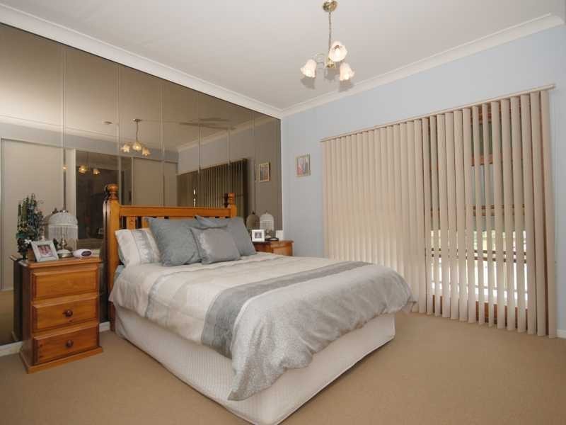 16 Panorama Street, Kooringal NSW 2650