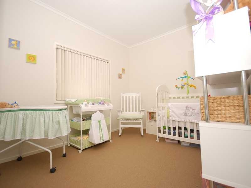 16 Panorama Street, Kooringal NSW 2650