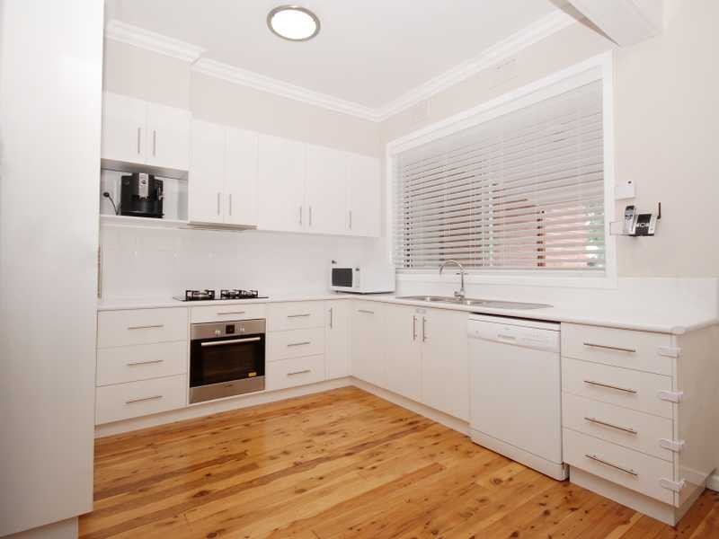 2 James Street, Kooringal NSW 2650