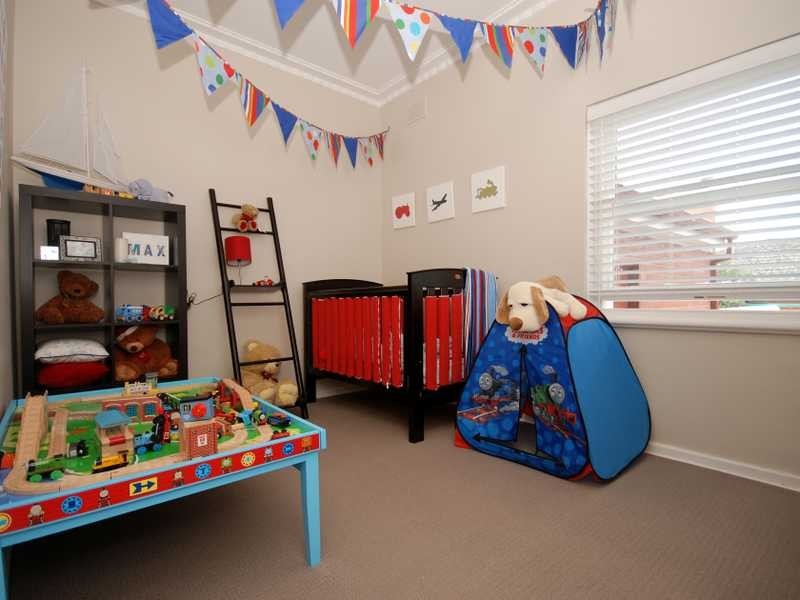 2 James Street, Kooringal NSW 2650
