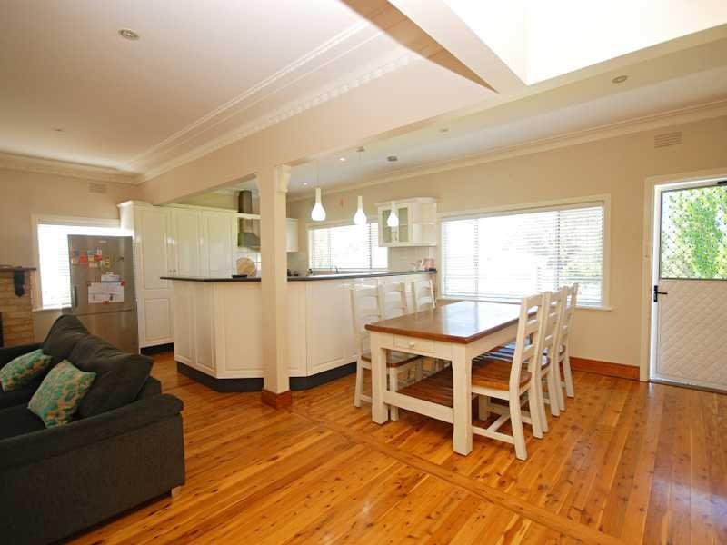 543 Kooringal Rd, Wagga Wagga NSW 2650