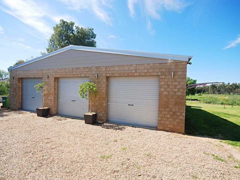 543 Kooringal Rd, Wagga Wagga NSW 2650