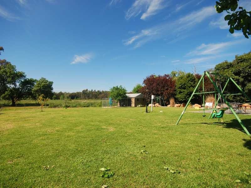 543 Kooringal Rd, Wagga Wagga NSW 2650