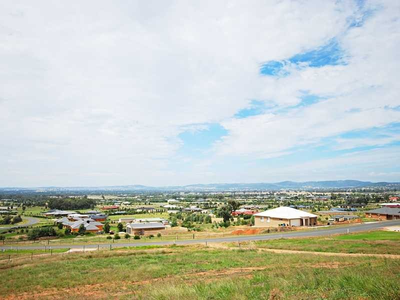 47 Peppermint Drive, Wagga Wagga NSW 2650