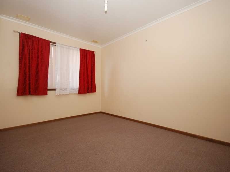 5 Bingham Place, Tolland NSW 2650