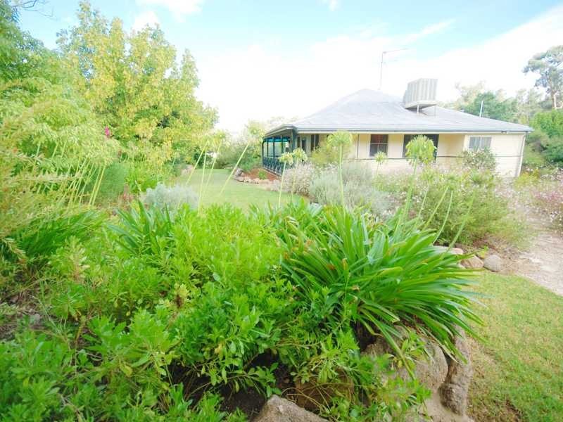 54 Kane Street, Mangoplah NSW 2652