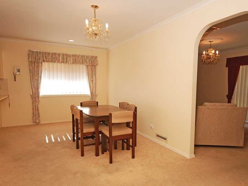 2/29 Brooklyn Drive, Bourkelands NSW 2650