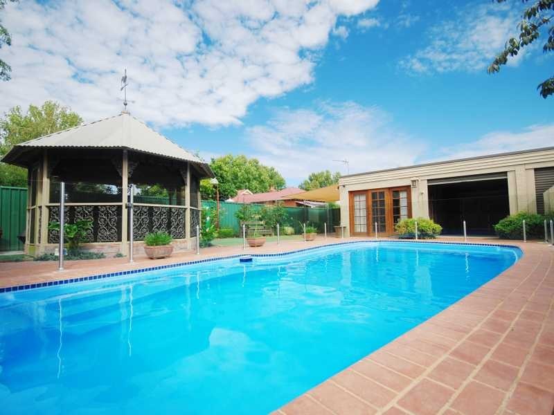 58 Thorne Street, Wagga Wagga NSW 2650