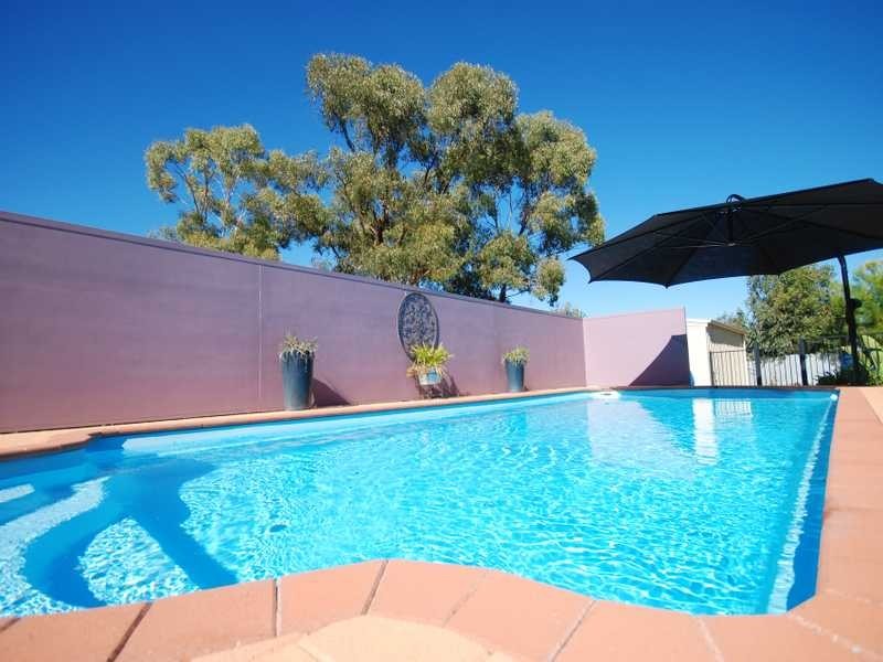 9 Booth Street, Coolamon NSW 2701