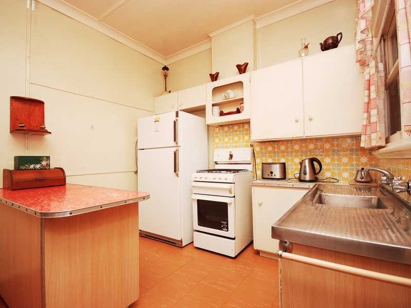 337 Lake Albert Road, Kooringal NSW 2650