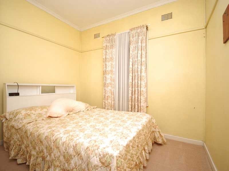 337 Lake Albert Road, Kooringal NSW 2650