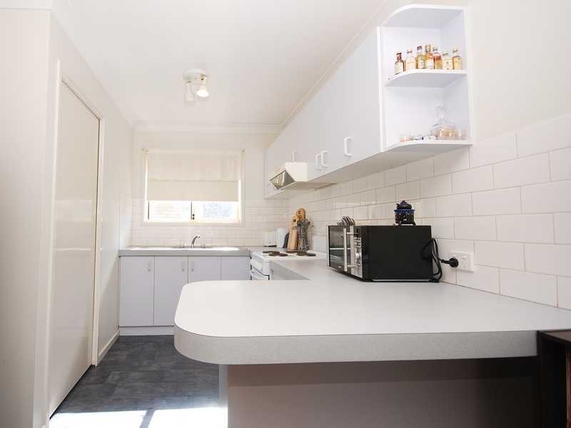 2/26 Bulolo Street, Ashmont NSW 2650