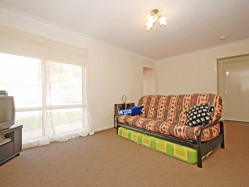 2/26 Bulolo Street, Ashmont NSW 2650