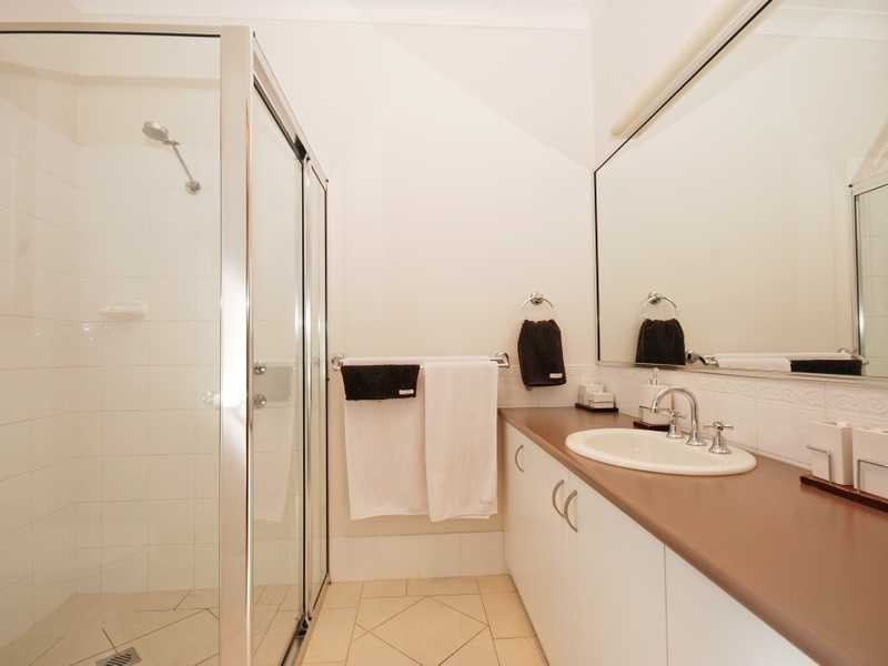 91 Mitchell Road, Lake Albert NSW 2650