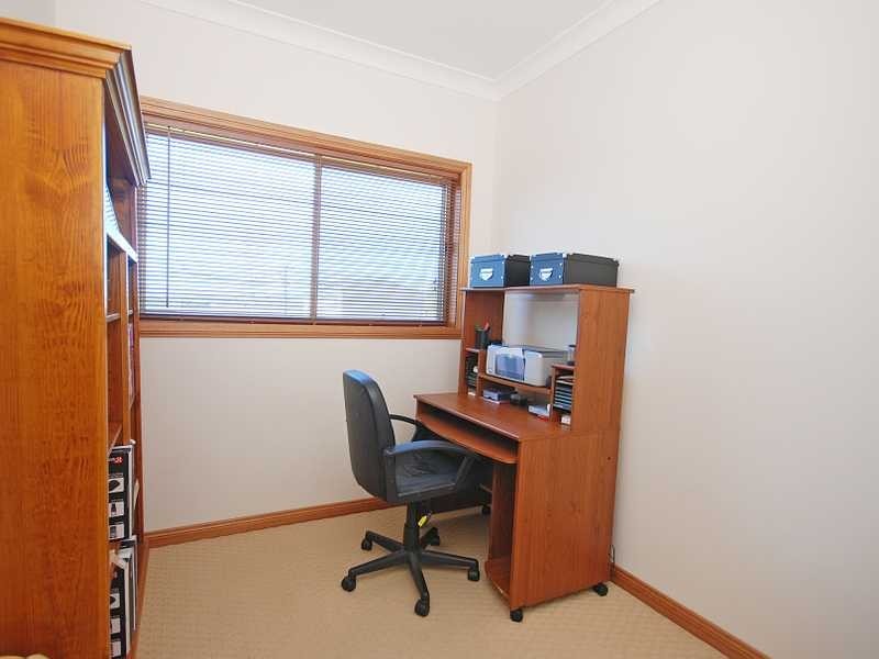 91 Mitchell Road, Lake Albert NSW 2650