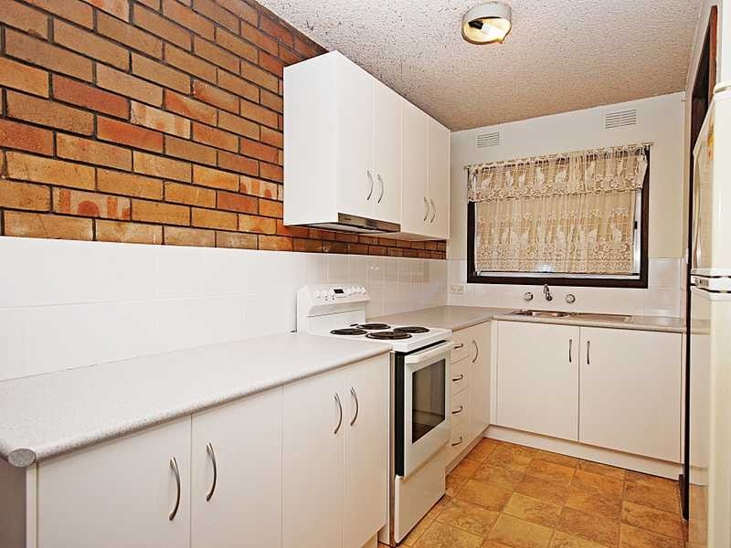 2/76 Fay Avenue, Kooringal NSW 2650