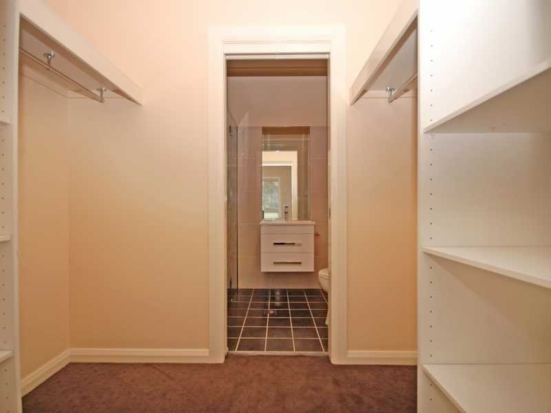 6 Hamersley Place, Tatton NSW 2650