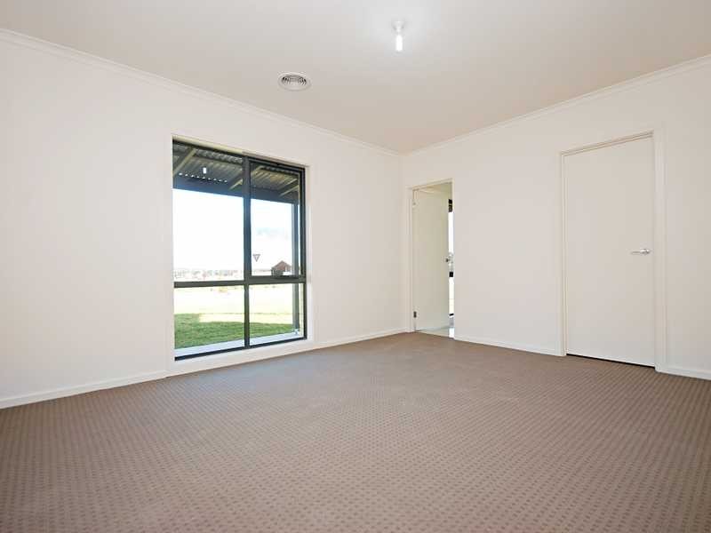 62 Messenger Avenue, Boorooma NSW 2650