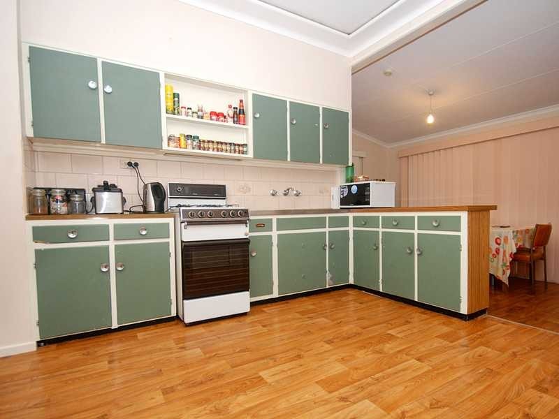 10 Heydon Avenue, Turvey Park NSW 2650