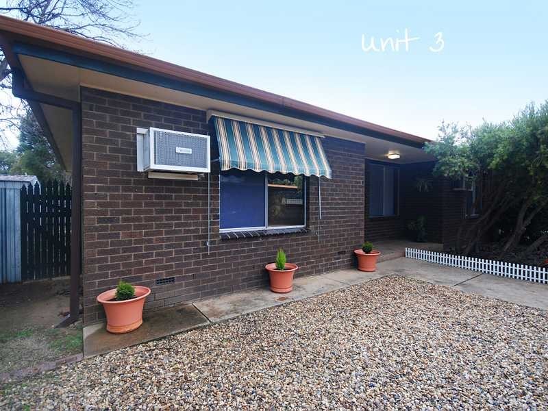 Units 1 – 3/2 Hawkes Place, Wagga Wagga NSW 2650