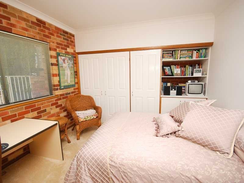 1 Lincoln Avenue, Tolland NSW 2650