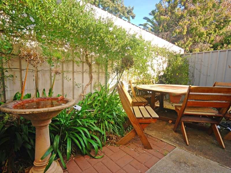 3/36 Collins Street, Turvey Park NSW 2650