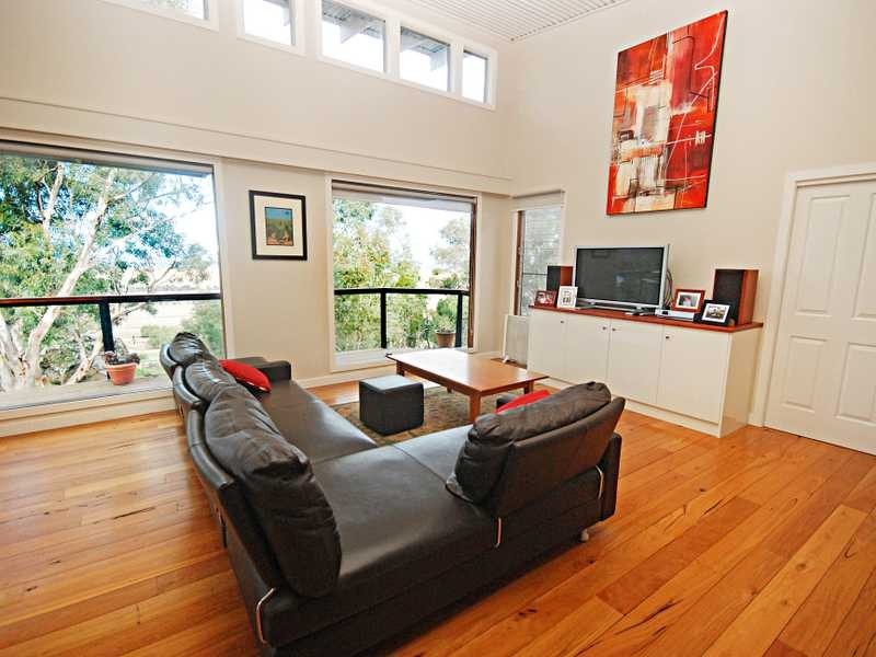 211 Brucedale Drive, Wagga Wagga NSW 2650