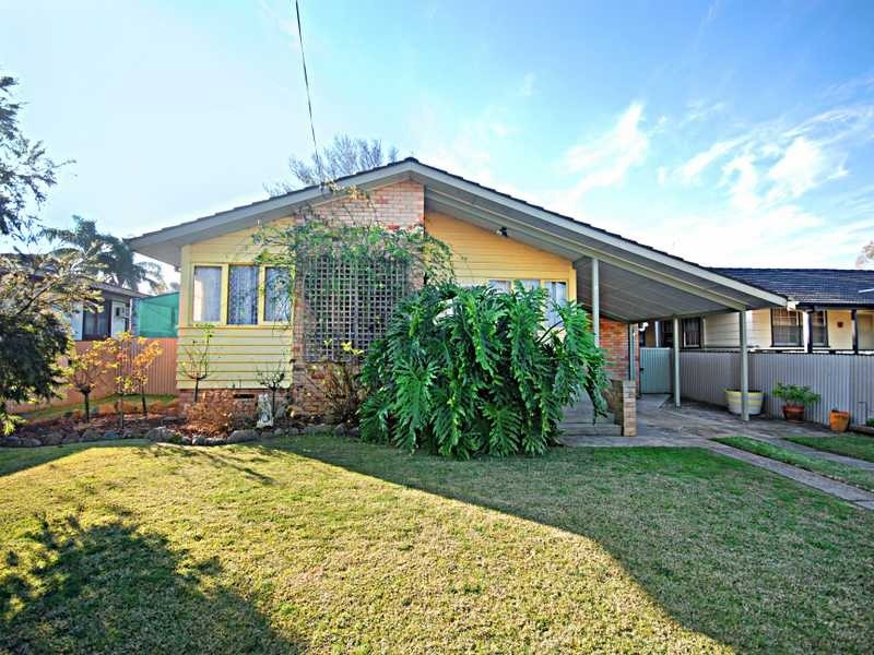 17 Menzies Avenue, Kooringal NSW 2650