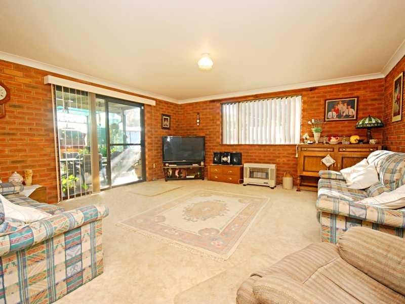 17 Menzies Avenue, Kooringal NSW 2650
