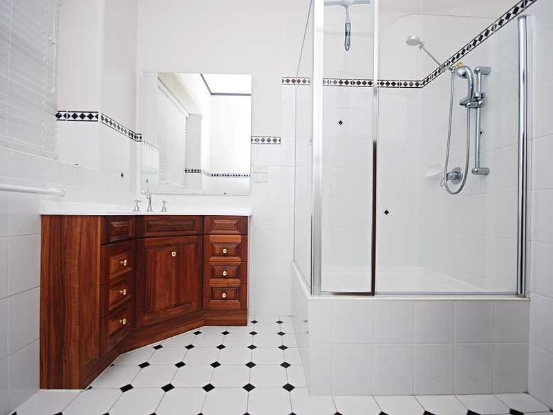 21 Oates Avenue, Wagga Wagga NSW 2650