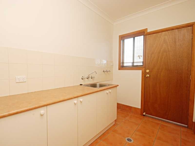 43 Tamar Drive, Tatton NSW 2650