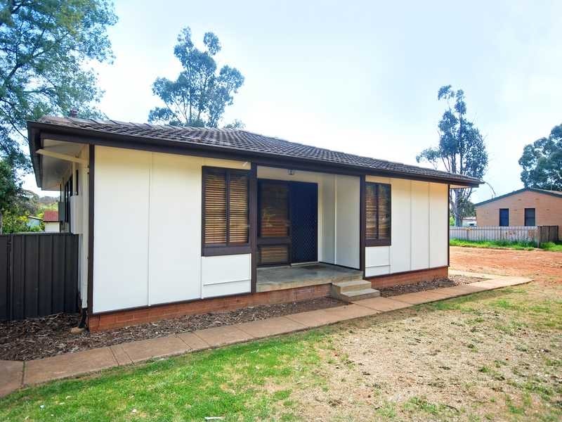 20 Callaghan Street, Ashmont NSW 2650