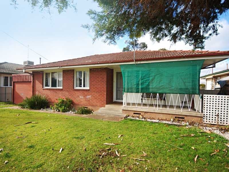 41 Chifley Cres, Kooringal NSW 2650