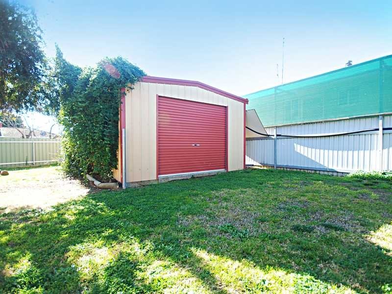 3 Eaton Street, Ashmont NSW 2650