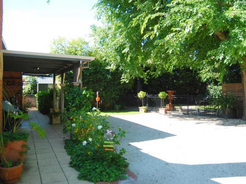 11 Trail Street, Wagga Wagga NSW 2650