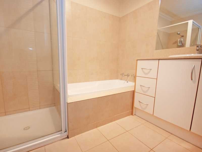 Unit/4/20 Travers Street, Wagga Wagga NSW 2650