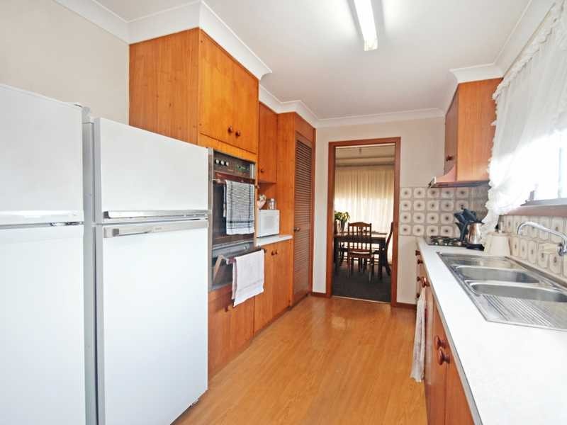 84 McKell Avenue, Wagga Wagga NSW 2650