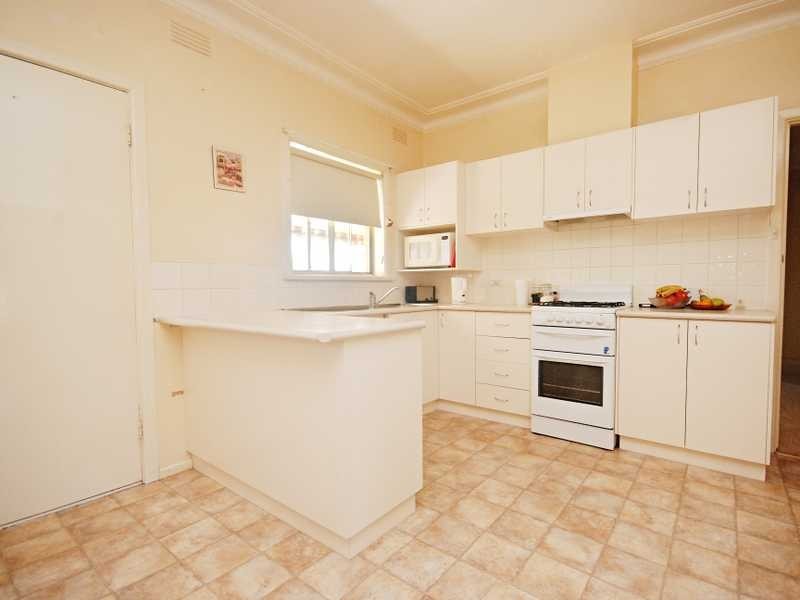 62 Northcott Parade, Mount Austin NSW 2650