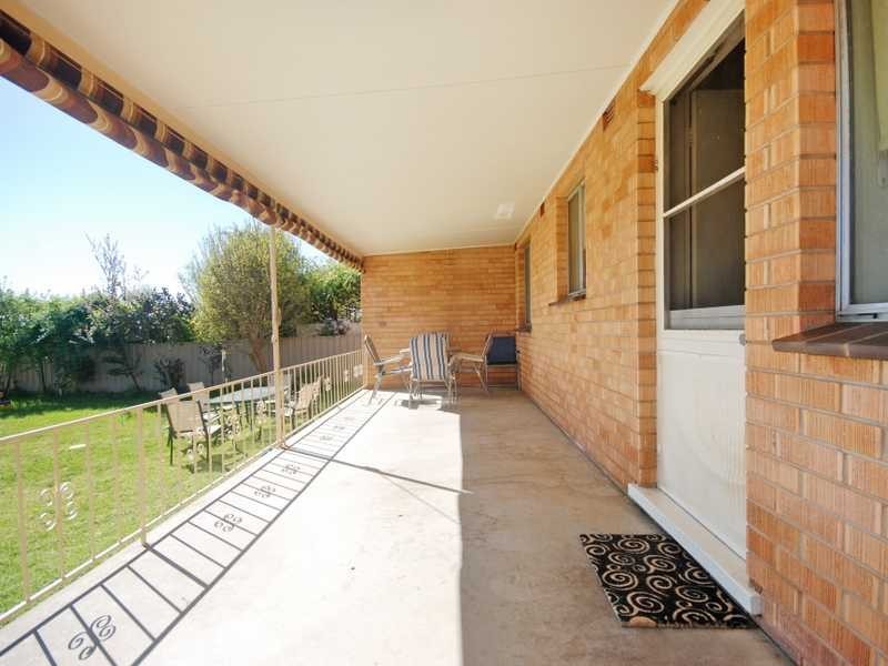 62 Northcott Parade, Mount Austin NSW 2650