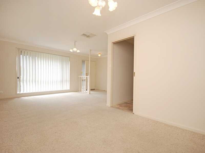27 Sackville Drive, Forest Hill NSW 2651