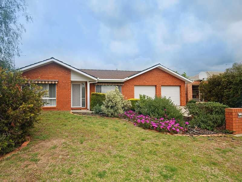 27 Sackville Drive, Forest Hill NSW 2651