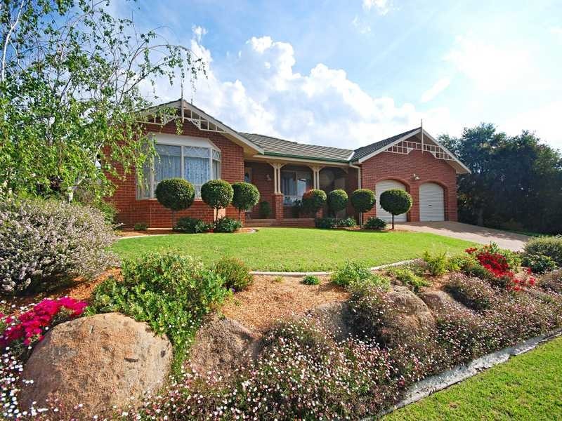 38 Bourkelands Drive, Bourkelands NSW 2650