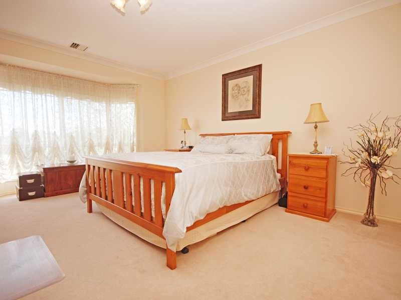 38 Bourkelands Drive, Bourkelands NSW 2650