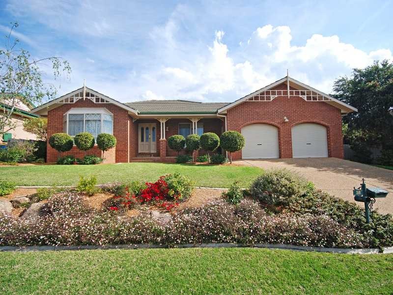 38 Bourkelands Drive, Bourkelands NSW 2650